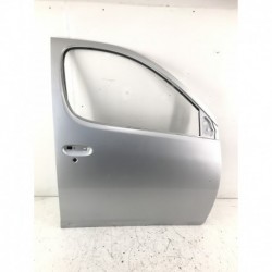 PORTA ANTERIORE DESTRA LEGGERMENTE STRISCIATA TOYOTA YARIS VERSO (2000) 1.3 BENZINA 63KW 5P